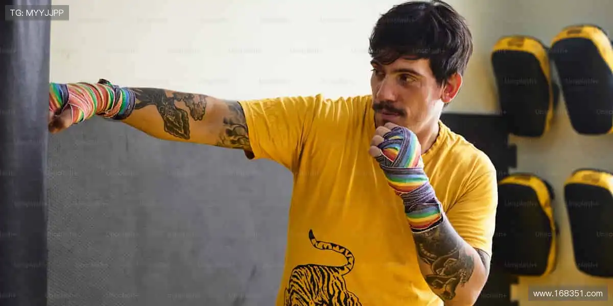 🔥 热血赛事，激情碰撞，官网直击现场心跳！